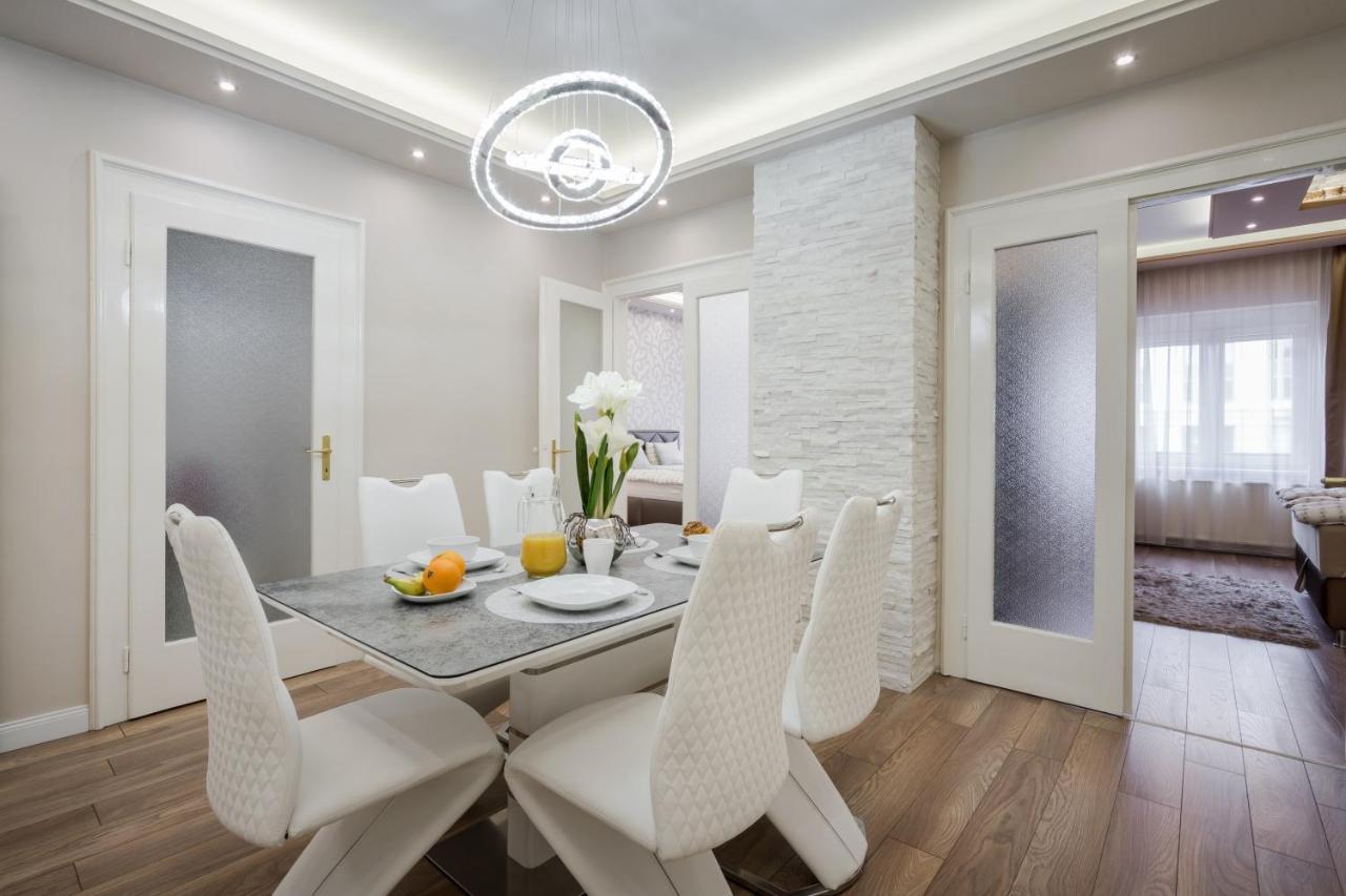 Bpr Ethereal Panoramic Suite With A/C & Balcony Будапеща Екстериор снимка
