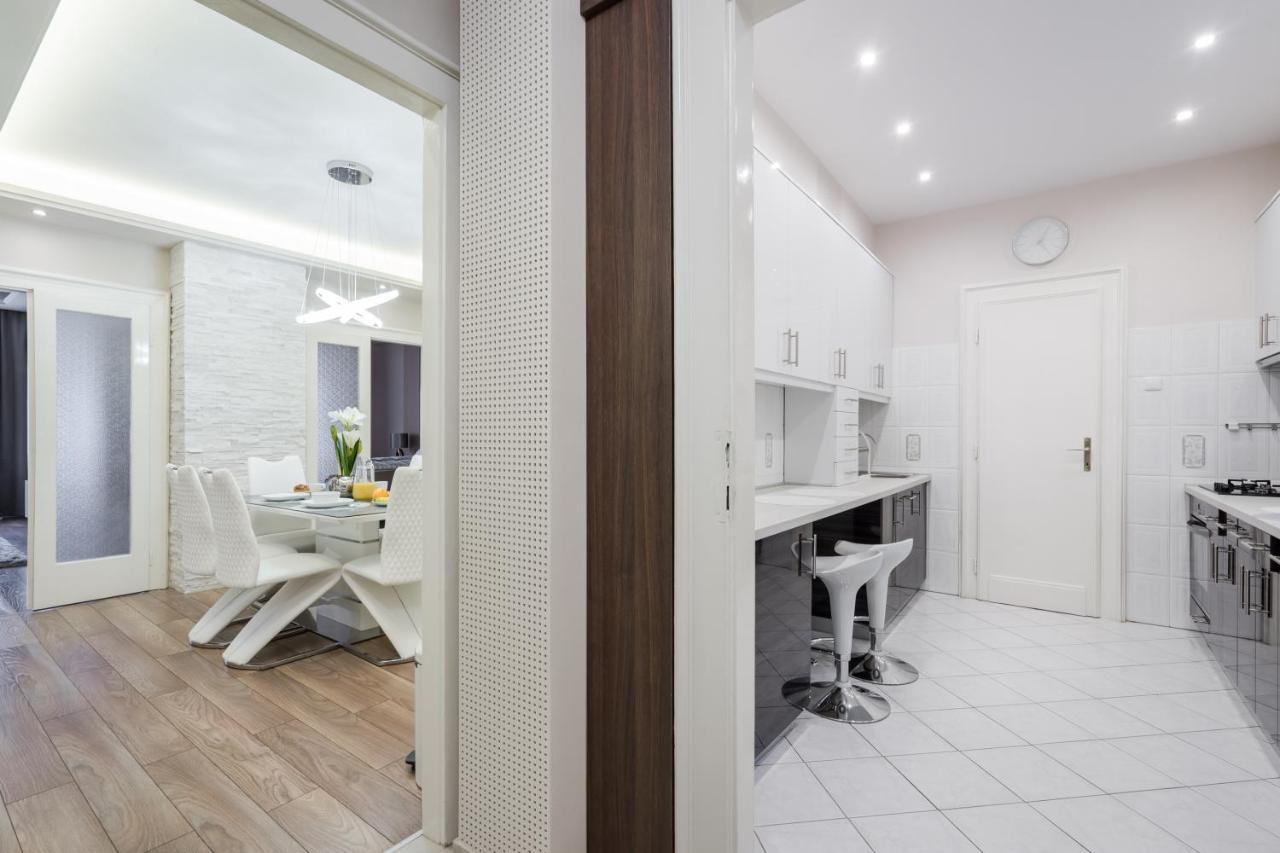 Bpr Ethereal Panoramic Suite With A/C & Balcony Будапеща Екстериор снимка